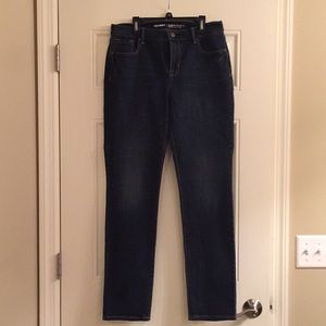 Curvy mid-rise dark wash jeans